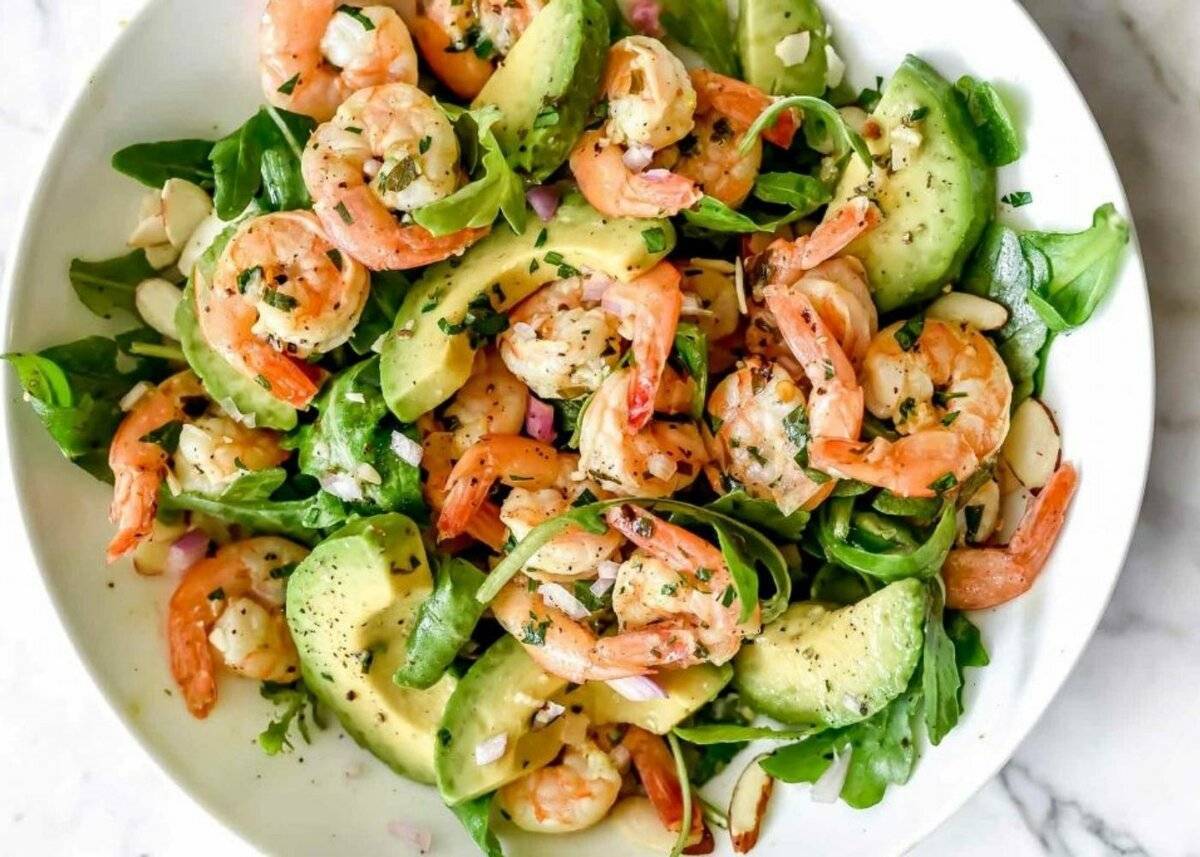Салат с креветками с авокадо — 7+ очень вкусных рецептов с фото