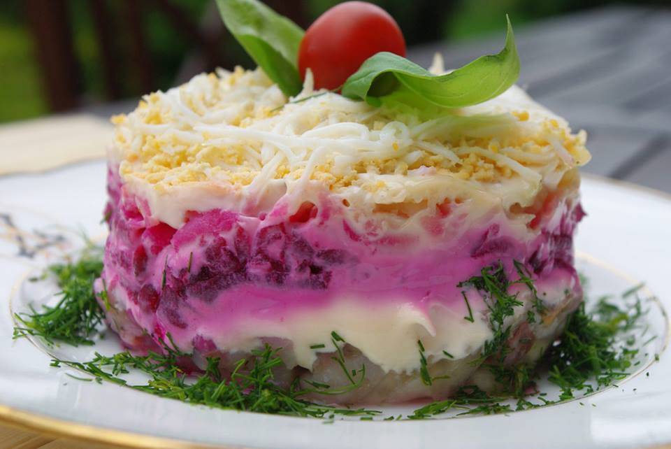 Сельдь под шубой: классический рецепт, все слои пошагово. очень вкусная селедка под шубой